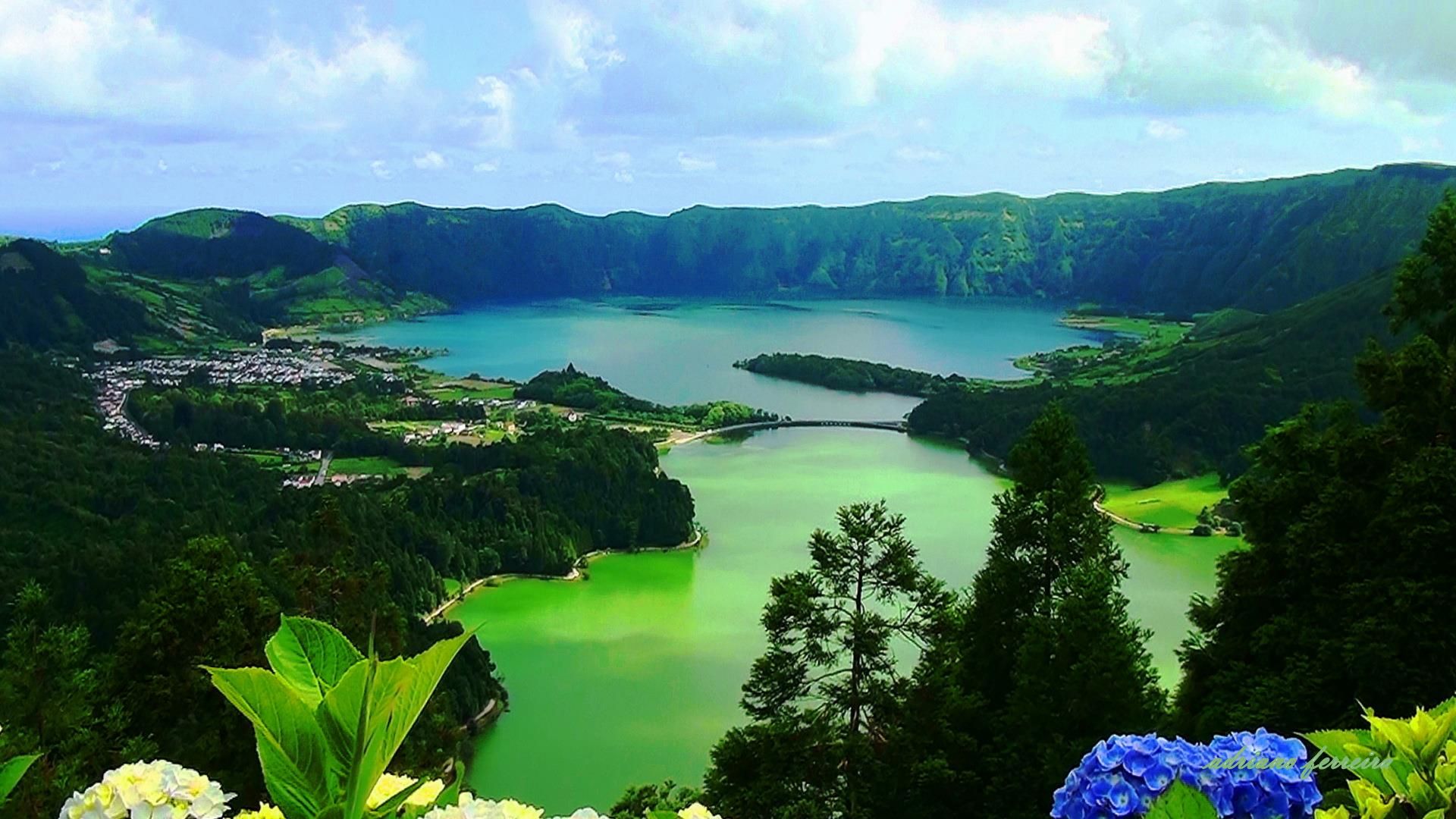 https://mdw-travel-data-us-east-1.s3.amazonaws.com/img/country/Portugal/Lagoa-das-Sete-Cidades/img_02.jpg