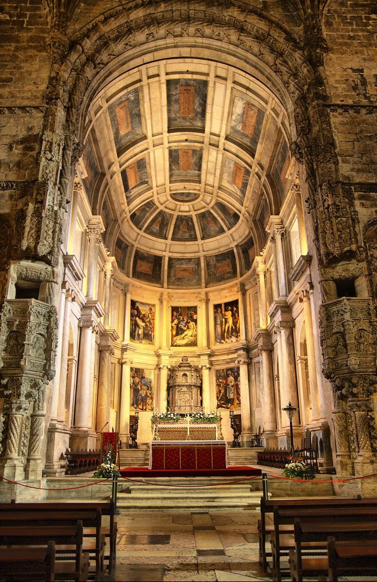 https://mdw-travel-data-us-east-1.s3.amazonaws.com/img/country/Portugal/Lisbon-Cathedral/img_00.jpg