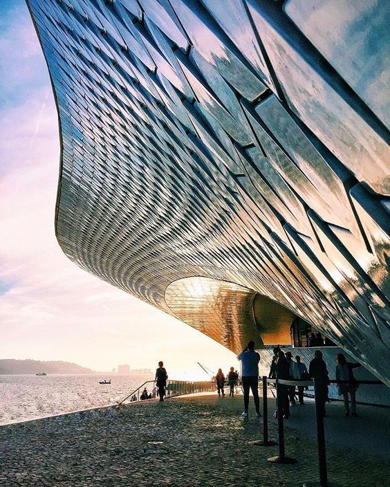https://mdw-travel-data-us-east-1.s3.amazonaws.com/img/country/Portugal/MAAT-Museum-of-Art-Architecture-and-Technology/img_01.jpg