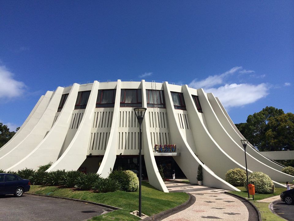 https://mdw-travel-data-us-east-1.s3.amazonaws.com/img/country/Portugal/Madeira-Casino/img_02.jpg
