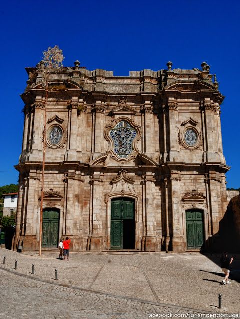 https://mdw-travel-data-us-east-1.s3.amazonaws.com/img/country/Portugal/Monastery-of-Salzedas/img_02.jpg