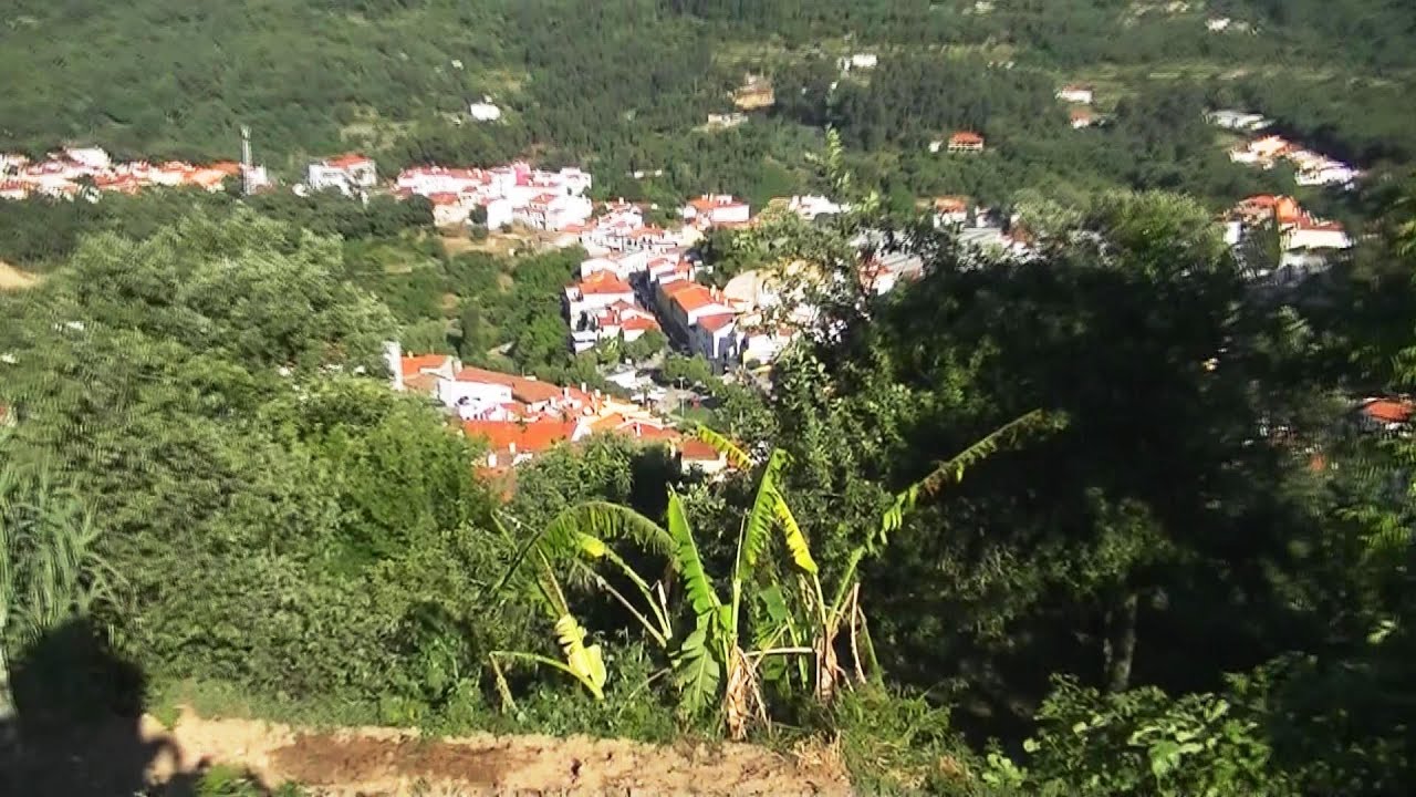 https://mdw-travel-data-us-east-1.s3.amazonaws.com/img/country/Portugal/Monchique/img_01.jpg