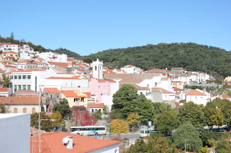 https://mdw-travel-data-us-east-1.s3.amazonaws.com/img/country/Portugal/Monchique/img_02.jpg