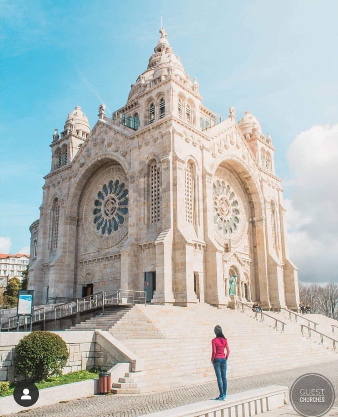 https://mdw-travel-data-us-east-1.s3.amazonaws.com/img/country/Portugal/Monte-de-Santa-Luzia/img_01.jpg