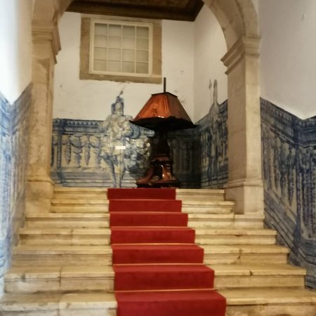 https://mdw-travel-data-us-east-1.s3.amazonaws.com/img/country/Portugal/Museu-de-Artes-Decorativas/img_01.jpg