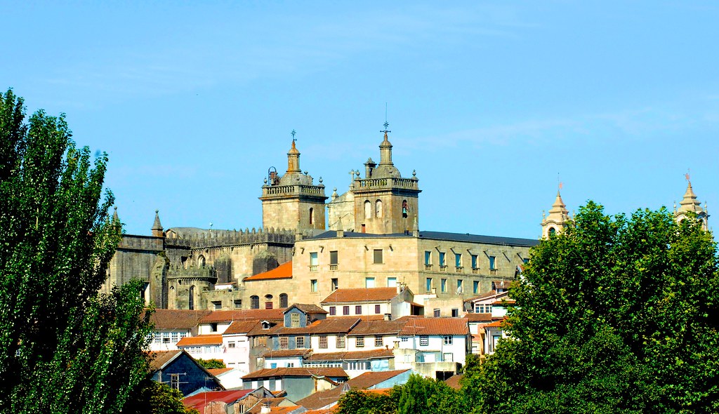 https://mdw-travel-data-us-east-1.s3.amazonaws.com/img/country/Portugal/Museum-of-Grao-Vasco/img_01.jpg