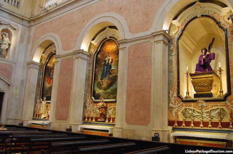 https://mdw-travel-data-us-east-1.s3.amazonaws.com/img/country/Portugal/Nossa-Senhora-da-Conceicao-Church/img_02.jpg