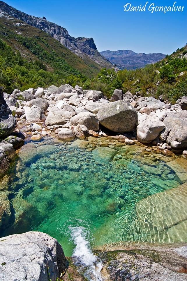 https://mdw-travel-data-us-east-1.s3.amazonaws.com/img/country/Portugal/Parque-Natural-do-Geres/img_03.jpg