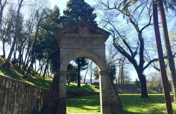 https://mdw-travel-data-us-east-1.s3.amazonaws.com/img/country/Portugal/Parque-da-Ponte/img_02.jpg