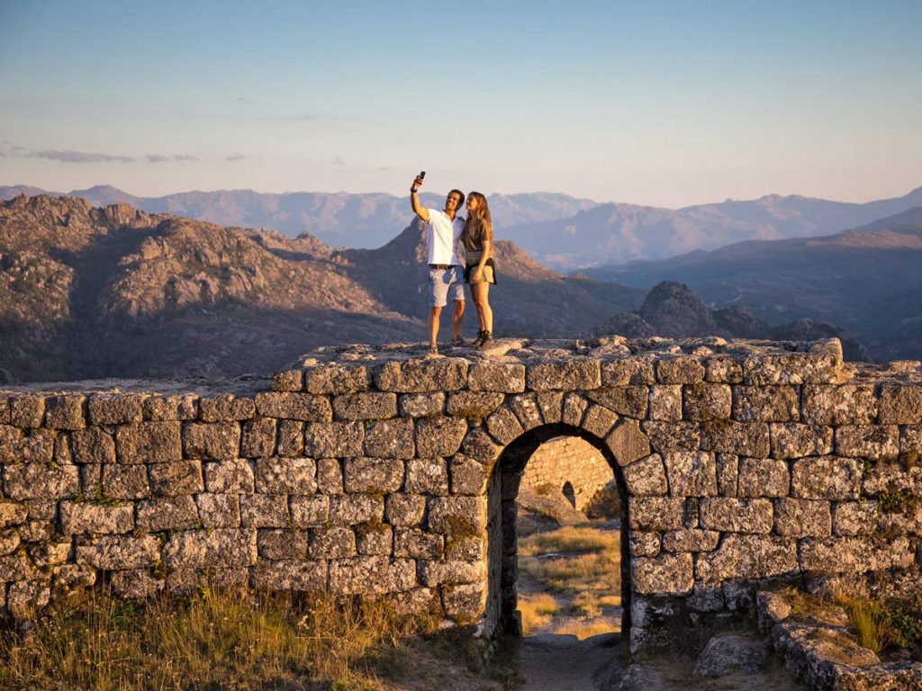 https://mdw-travel-data-us-east-1.s3.amazonaws.com/img/country/Portugal/Peneda-Geres-National-Park/img_03.jpg