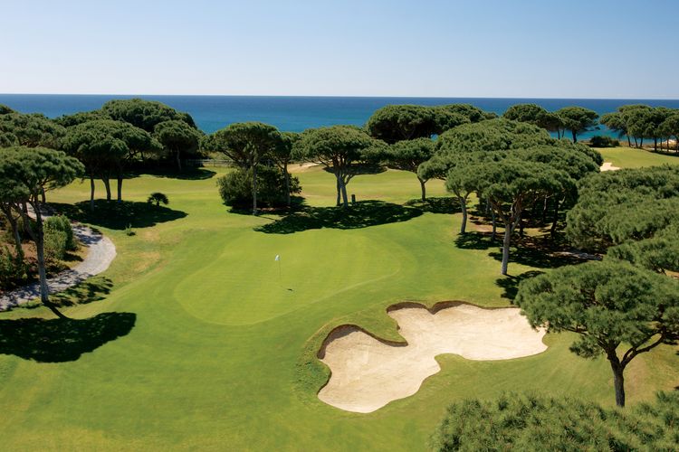 https://mdw-travel-data-us-east-1.s3.amazonaws.com/img/country/Portugal/Pine-Cliffs-Golf-Course/img_01.jpg