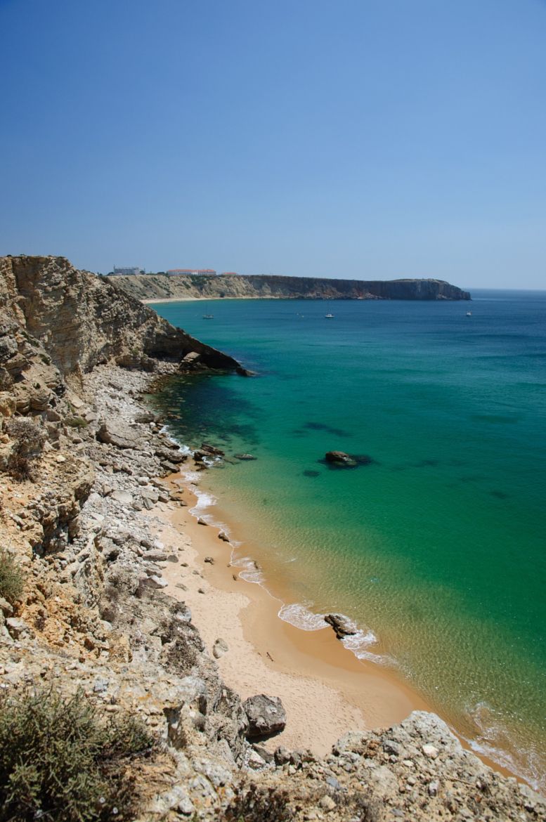 https://mdw-travel-data-us-east-1.s3.amazonaws.com/img/country/Portugal/Ponta-de-Sagres/img_01.jpg