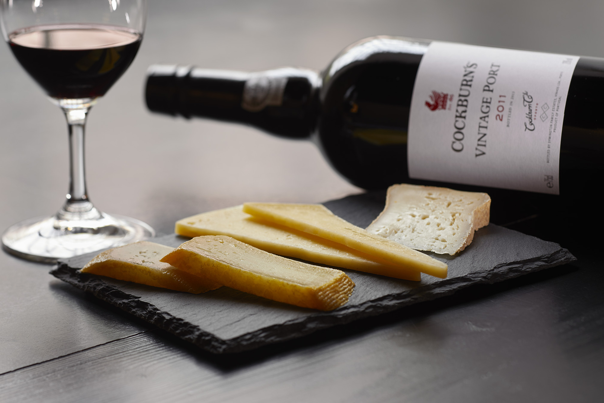 https://mdw-travel-data-us-east-1.s3.amazonaws.com/img/country/Portugal/Port-Wine-Cellars/img_03.jpg
