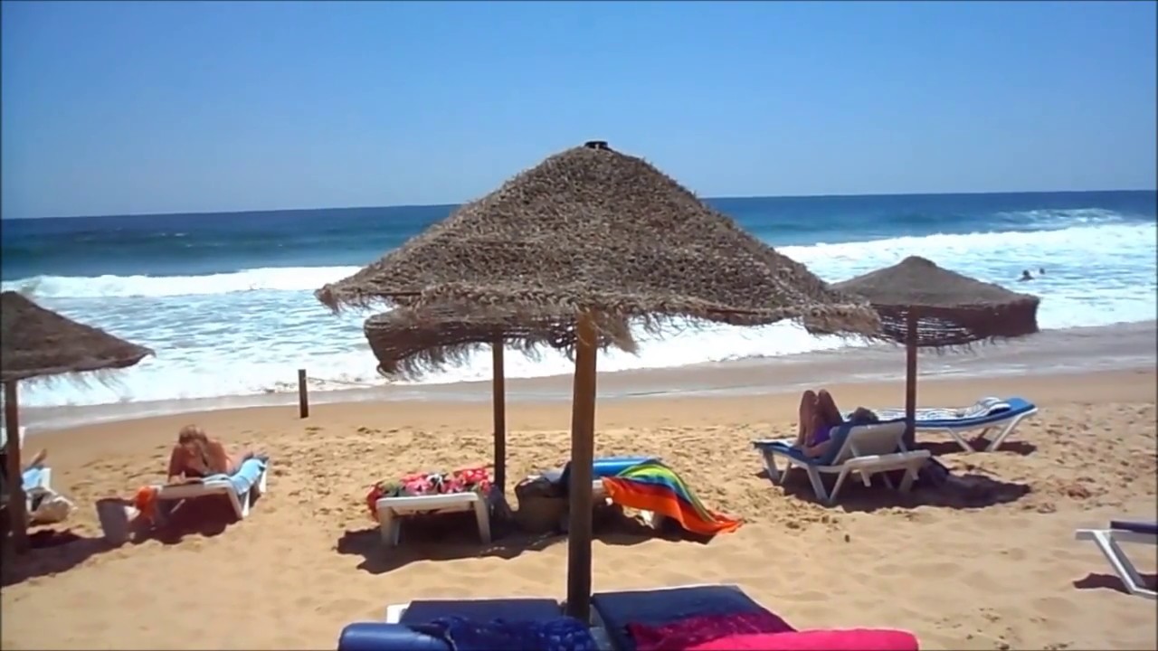 https://mdw-travel-data-us-east-1.s3.amazonaws.com/img/country/Portugal/Praia-da-Mareta/img_01.jpg