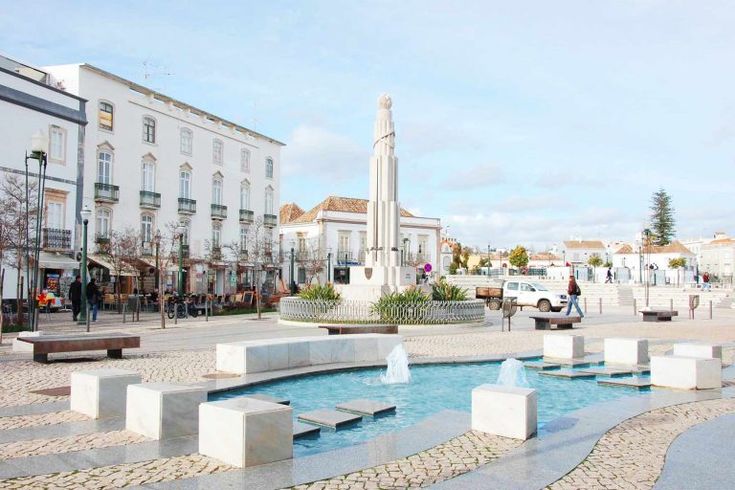 https://mdw-travel-data-us-east-1.s3.amazonaws.com/img/country/Portugal/Praia-de-Tavira/img_03.jpg