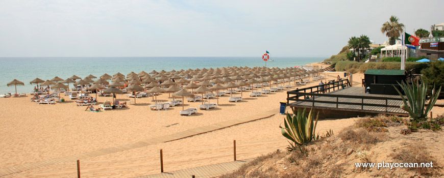 https://mdw-travel-data-us-east-1.s3.amazonaws.com/img/country/Portugal/Praia-de-Vale-do-Lobo/img_02.jpg