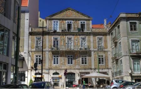 https://mdw-travel-data-us-east-1.s3.amazonaws.com/img/country/Portugal/Rafael-Bordalo-Pinheiro-Garden/img_02.jpg
