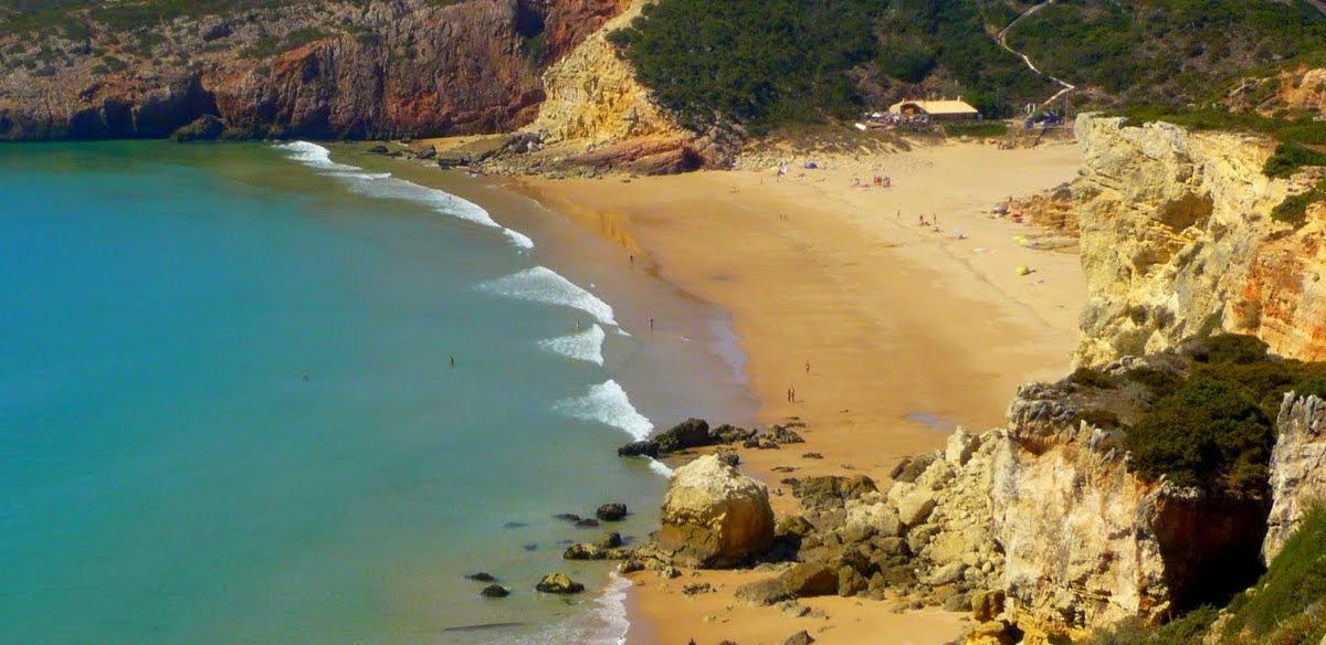 https://mdw-travel-data-us-east-1.s3.amazonaws.com/img/country/Portugal/Raposeira/img_01.jpg