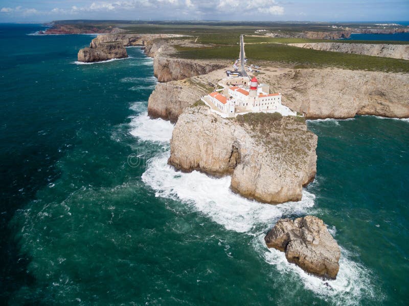 https://mdw-travel-data-us-east-1.s3.amazonaws.com/img/country/Portugal/Sagres/img_03.jpg