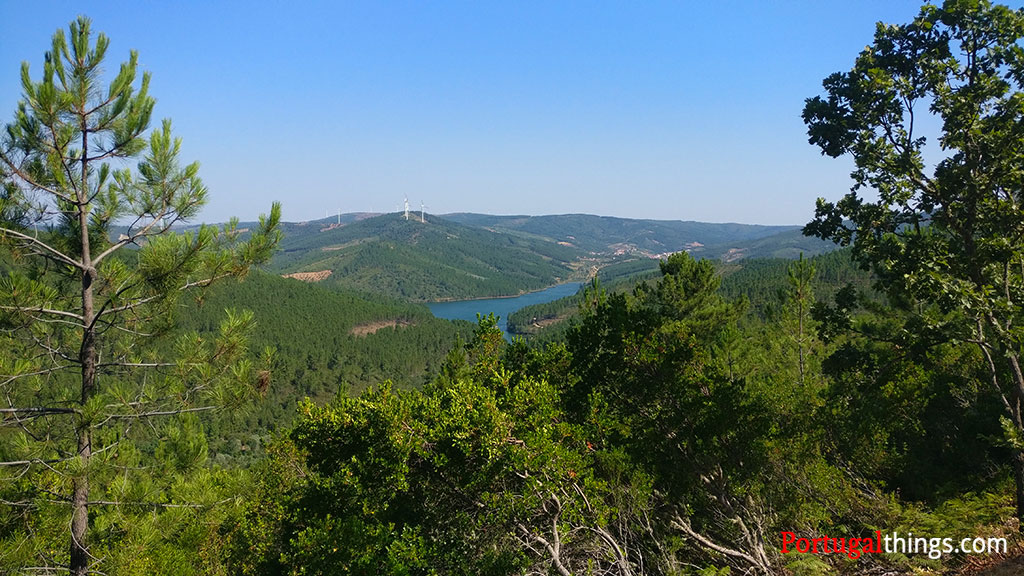 https://mdw-travel-data-us-east-1.s3.amazonaws.com/img/country/Portugal/Serra-da-Malcata/img_05.jpg