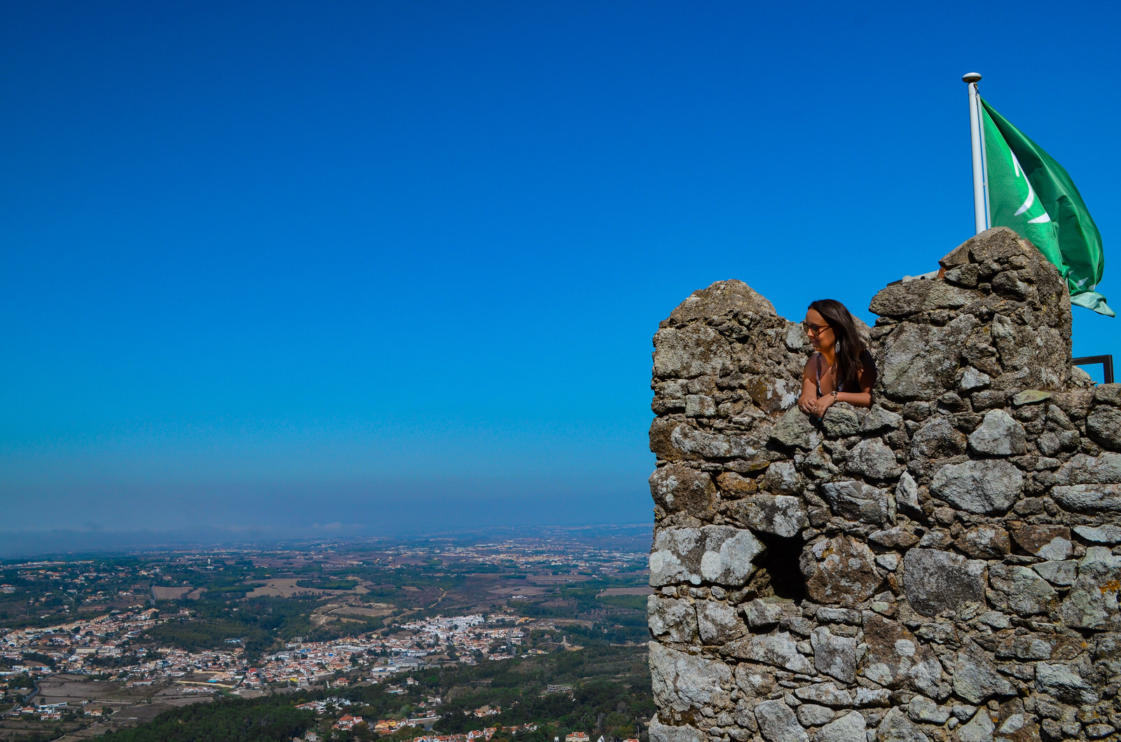 https://mdw-travel-data-us-east-1.s3.amazonaws.com/img/country/Portugal/Sintra-Mountains/img_02.jpg