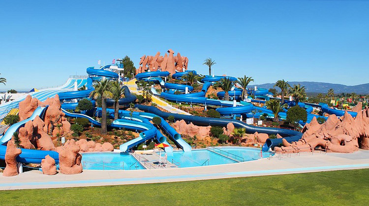 https://mdw-travel-data-us-east-1.s3.amazonaws.com/img/country/Portugal/Slide-&-Splash-Water-Park/img_02.jpg