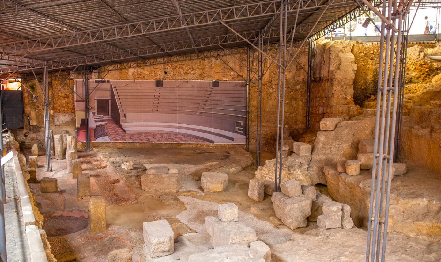 https://mdw-travel-data-us-east-1.s3.amazonaws.com/img/country/Portugal/Teatro-Romano-de-Lisboa/img_01.jpg