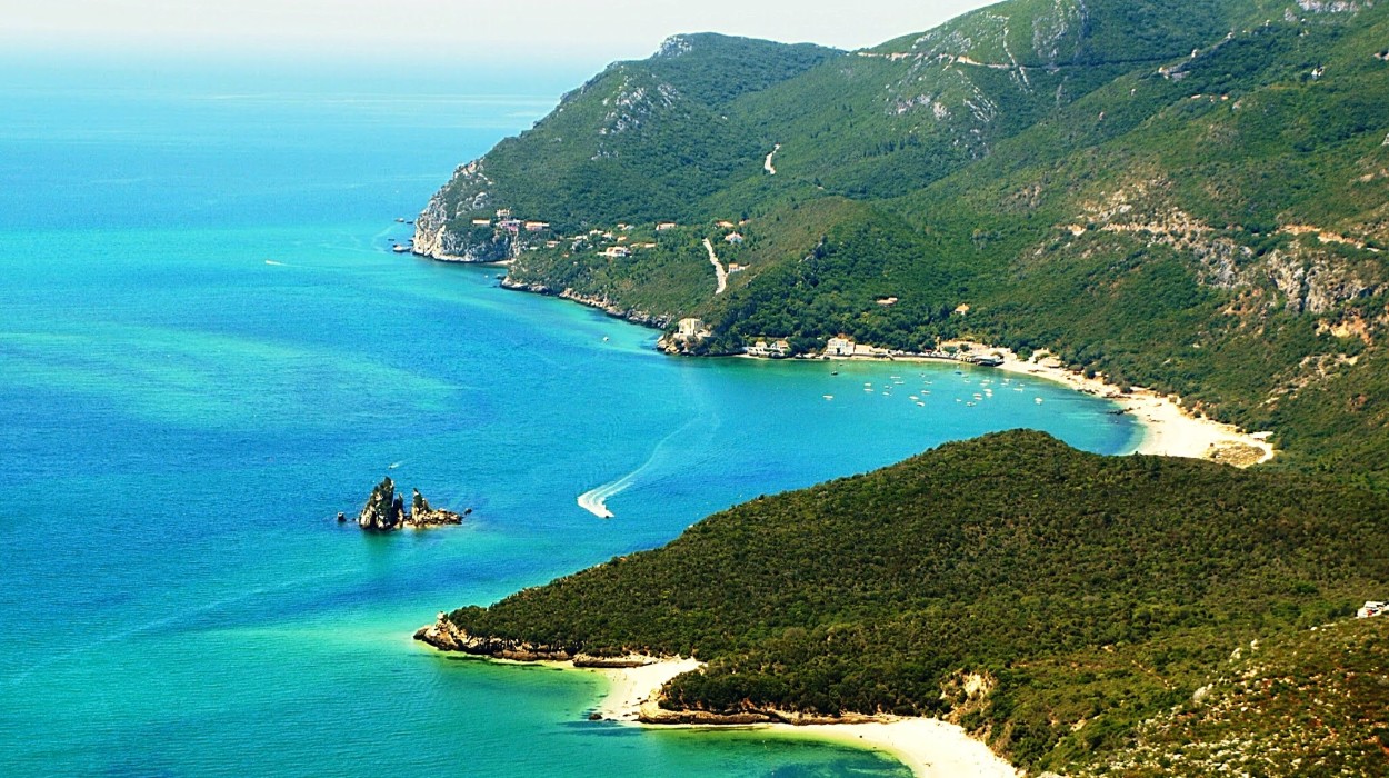 https://mdw-travel-data-us-east-1.s3.amazonaws.com/img/country/Portugal/Troia-Peninsula/img_02.jpg