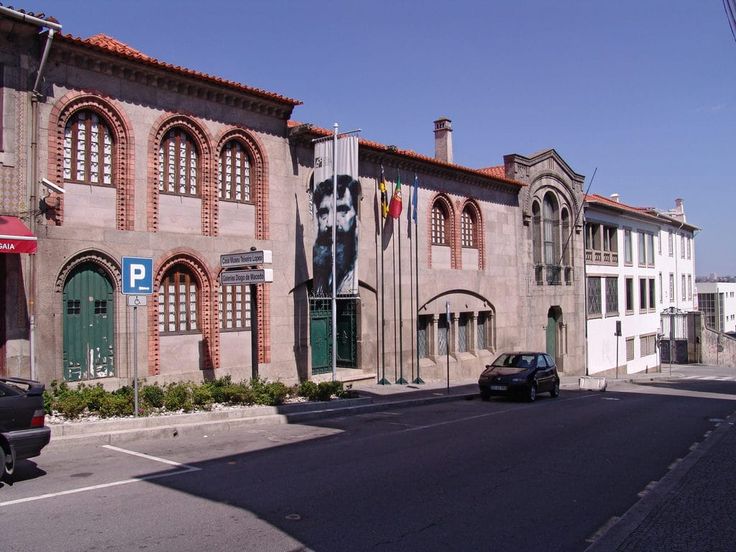 https://mdw-travel-data-us-east-1.s3.amazonaws.com/img/country/Portugal/Vila-Nova-de-Gaia/img_01.jpg