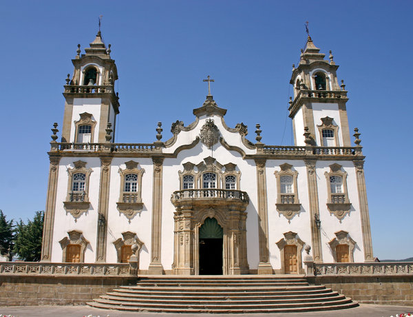 https://mdw-travel-data-us-east-1.s3.amazonaws.com/img/country/Portugal/Viseu-Misericordia-Church/img_01.jpg