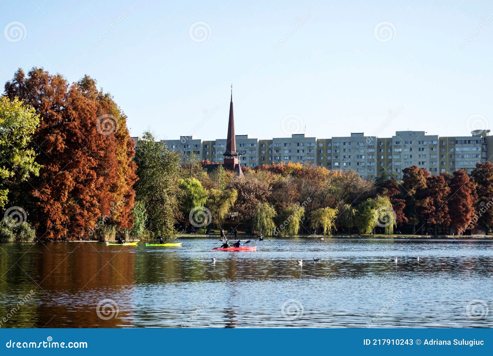 https://mdw-travel-data-us-east-1.s3.amazonaws.com/img/country/Romania/Alexandru-Ioan-Cuza-Park/img_00.jpg