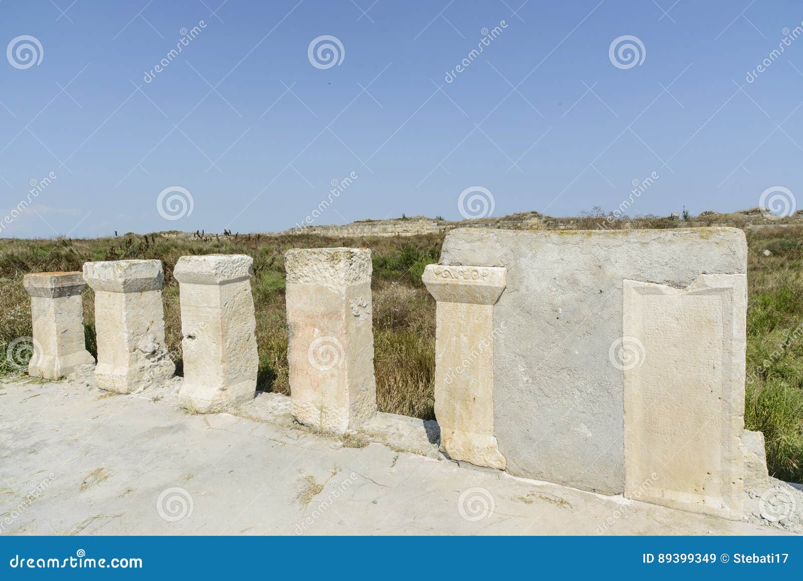 https://mdw-travel-data-us-east-1.s3.amazonaws.com/img/country/Romania/Archaeological-Museum-of-Histria/img_01.jpg