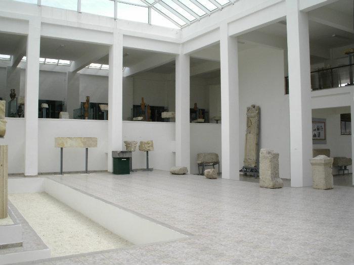 https://mdw-travel-data-us-east-1.s3.amazonaws.com/img/country/Romania/Archaeological-Museum-of-Histria/img_05.jpg