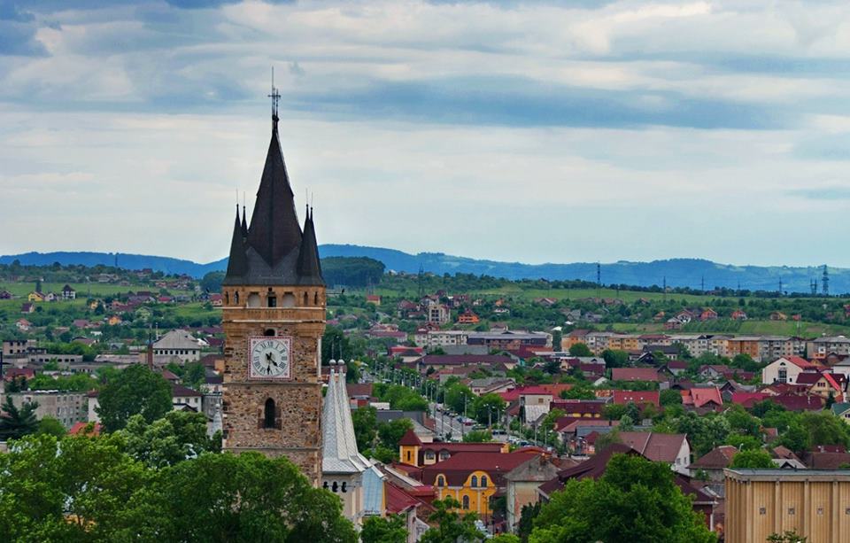 https://mdw-travel-data-us-east-1.s3.amazonaws.com/img/country/Romania/Baia-Mare-Culture-Palace/img_03.jpg