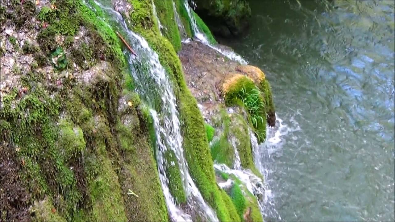 https://mdw-travel-data-us-east-1.s3.amazonaws.com/img/country/Romania/Bigar-Waterfall/img_01.jpg