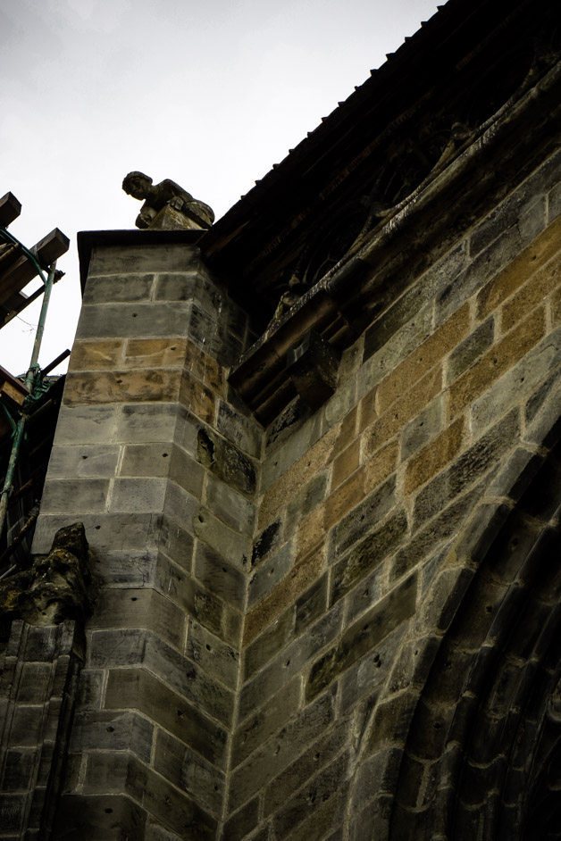 https://mdw-travel-data-us-east-1.s3.amazonaws.com/img/country/Romania/Black-Church-Catacombs/img_02.jpg