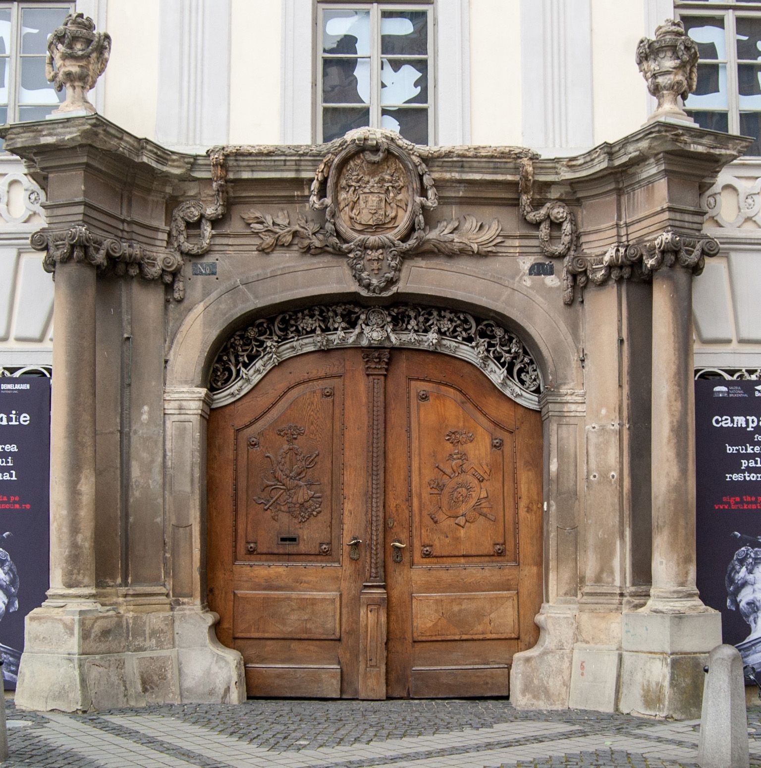 https://mdw-travel-data-us-east-1.s3.amazonaws.com/img/country/Romania/Brukenthal-National-Museum/img_00.jpg
