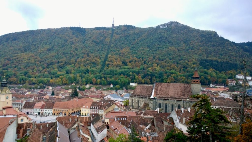 https://mdw-travel-data-us-east-1.s3.amazonaws.com/img/country/Romania/Bucium-Bad-Valley/img_01.jpg