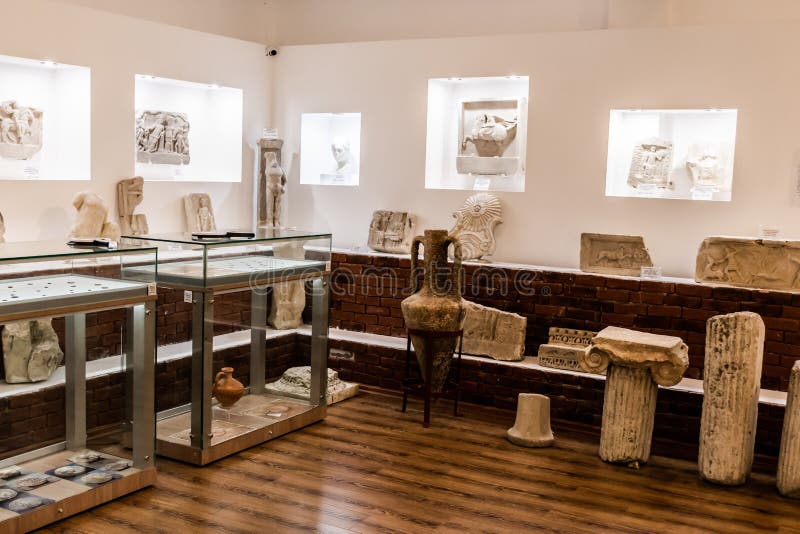https://mdw-travel-data-us-east-1.s3.amazonaws.com/img/country/Romania/Callatis-Archaeological-Museum/img_05.jpg