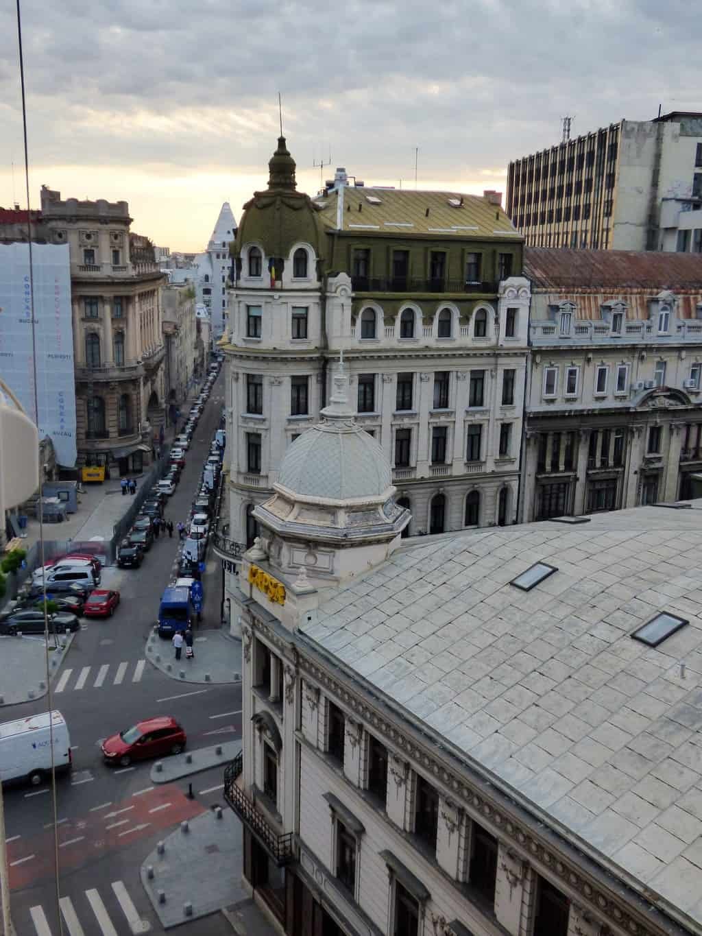 https://mdw-travel-data-us-east-1.s3.amazonaws.com/img/country/Romania/Casa-Capsa-Museum/img_03.jpg