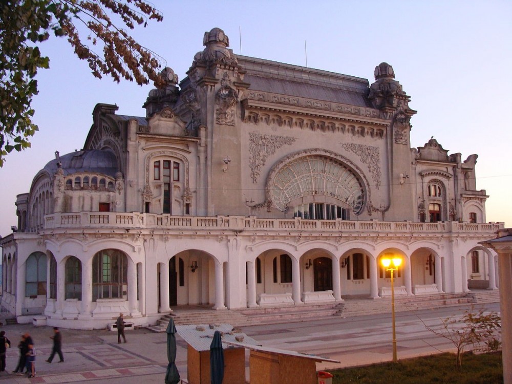 https://mdw-travel-data-us-east-1.s3.amazonaws.com/img/country/Romania/Casino-Galati/img_02.jpg