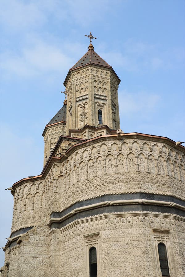 https://mdw-travel-data-us-east-1.s3.amazonaws.com/img/country/Romania/Church-of-the-Three-Hierarchs/img_00.jpg