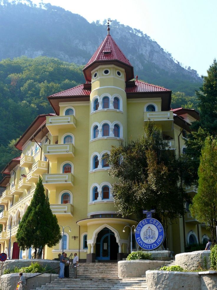 https://mdw-travel-data-us-east-1.s3.amazonaws.com/img/country/Romania/ECO-Resort-Cerna/img_03.jpg