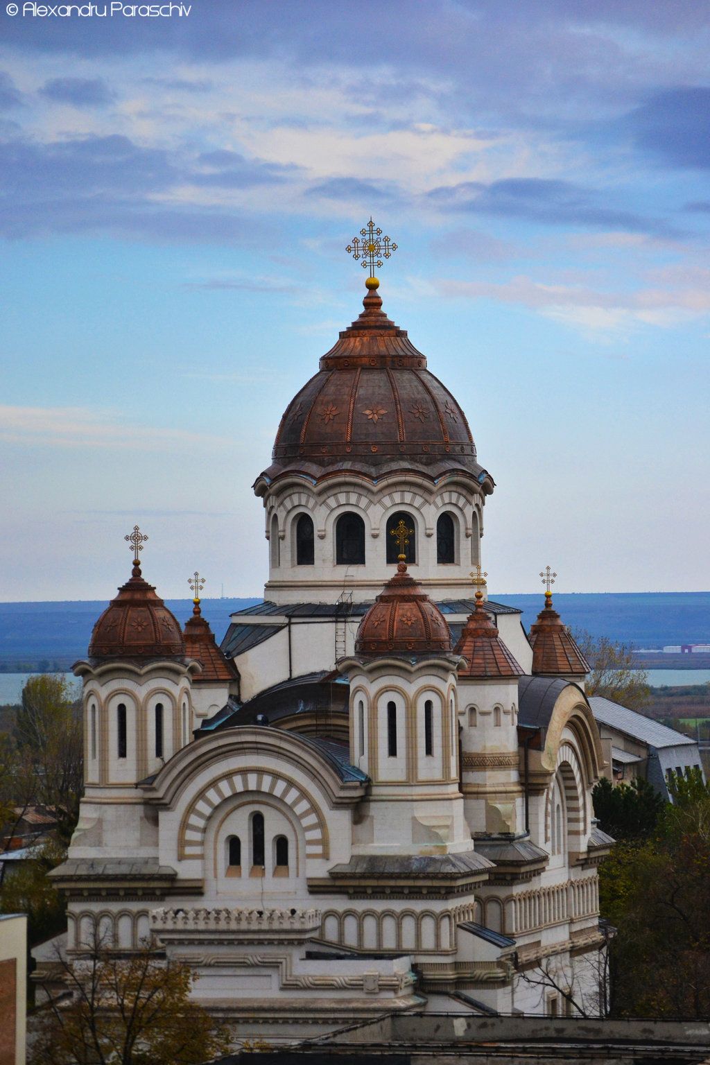 https://mdw-travel-data-us-east-1.s3.amazonaws.com/img/country/Romania/Episcopal-Cathedral/img_00.jpg