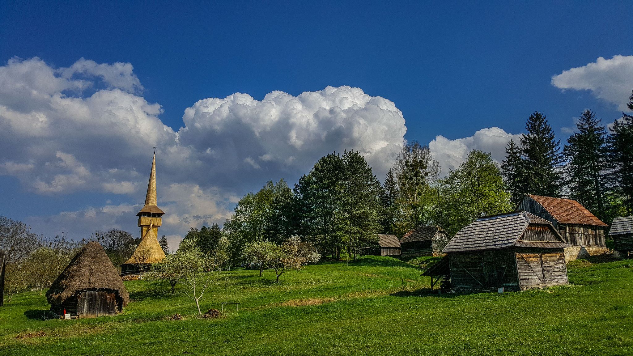 https://mdw-travel-data-us-east-1.s3.amazonaws.com/img/country/Romania/Etno-Agrarian-Museum-Romulus-Vuia/img_03.jpg