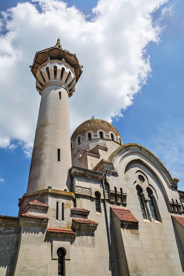 https://mdw-travel-data-us-east-1.s3.amazonaws.com/img/country/Romania/Great-Mahmudiye-Mosque/img_03.jpg