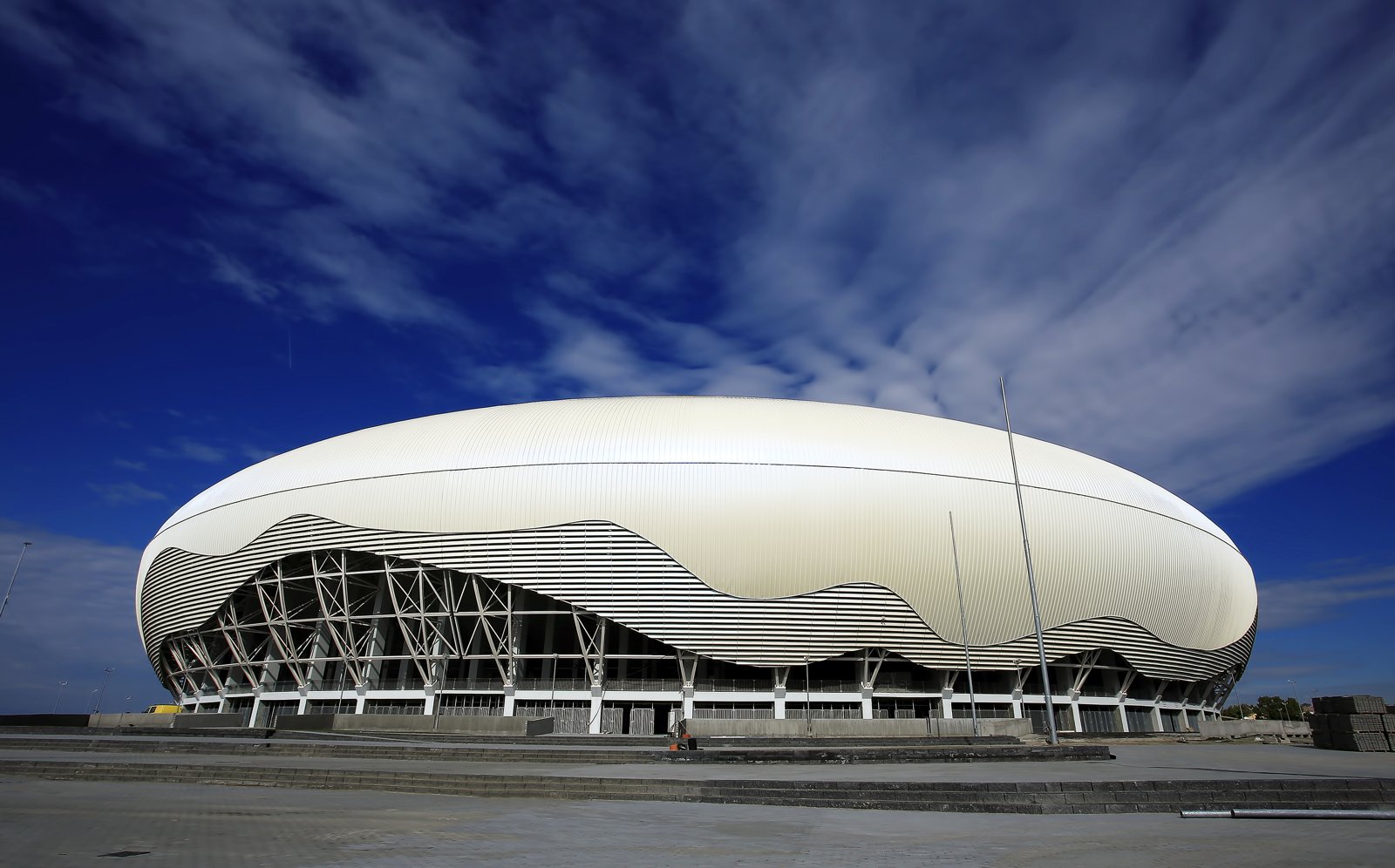 https://mdw-travel-data-us-east-1.s3.amazonaws.com/img/country/Romania/Ion-Oblemenco-Stadium/img_03.jpg
