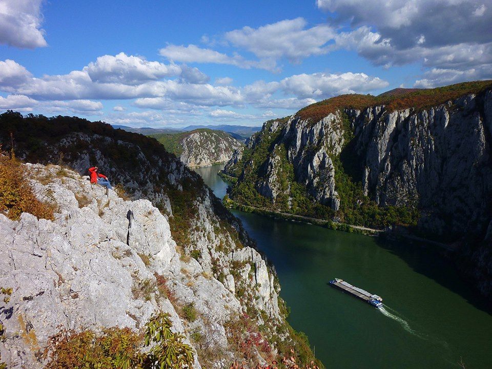 https://mdw-travel-data-us-east-1.s3.amazonaws.com/img/country/Romania/Iron-Gates-Natural-Park/img_01.jpg