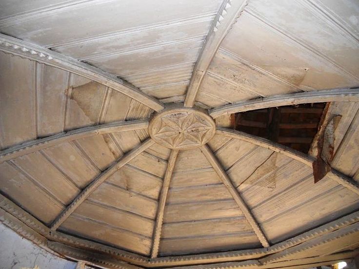 https://mdw-travel-data-us-east-1.s3.amazonaws.com/img/country/Romania/Leordina-Wooden-Church/img_02.jpg