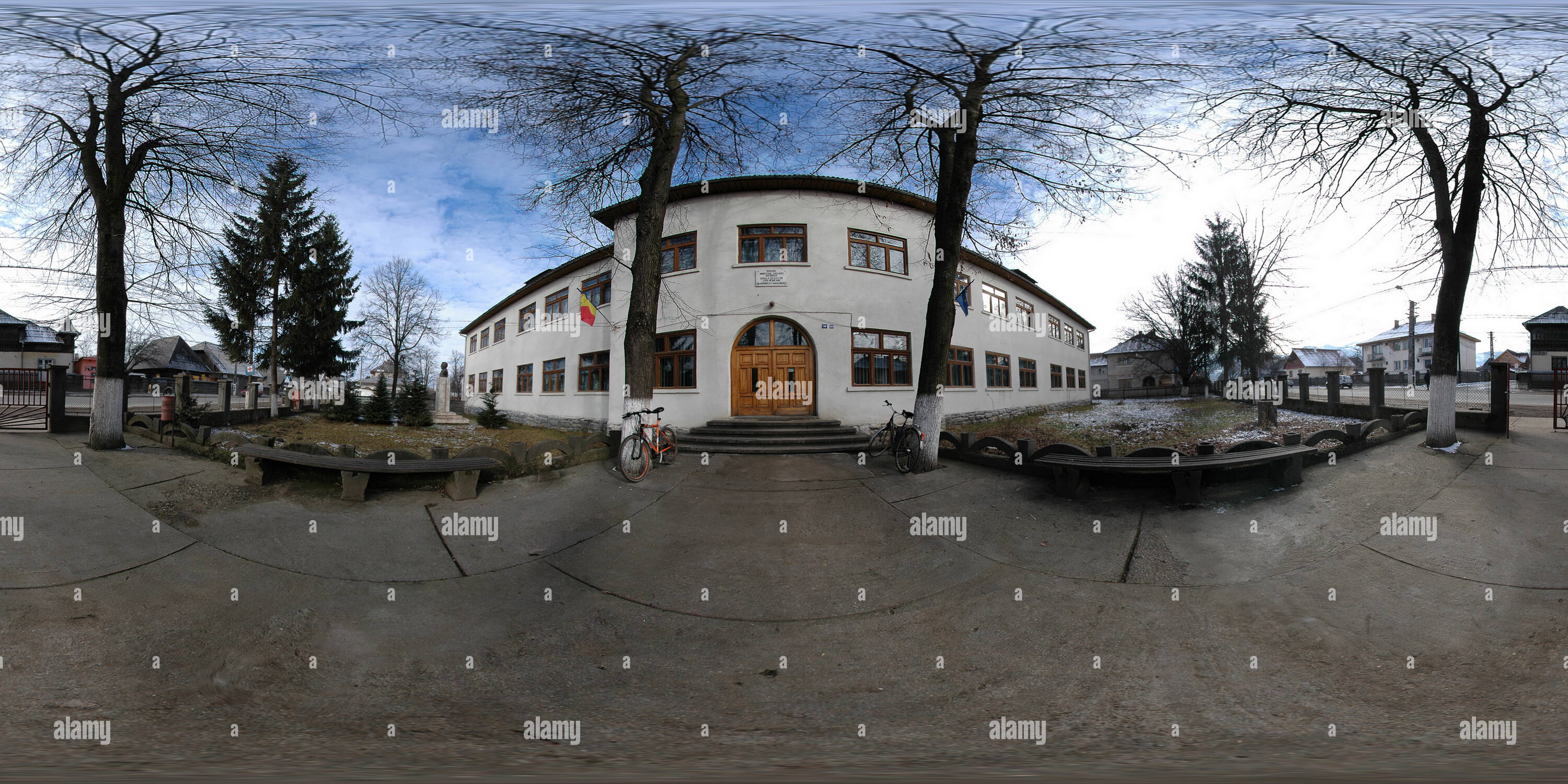 https://mdw-travel-data-us-east-1.s3.amazonaws.com/img/country/Romania/Liviu-Rebreanu-Memorial-Museum/img_02.jpg